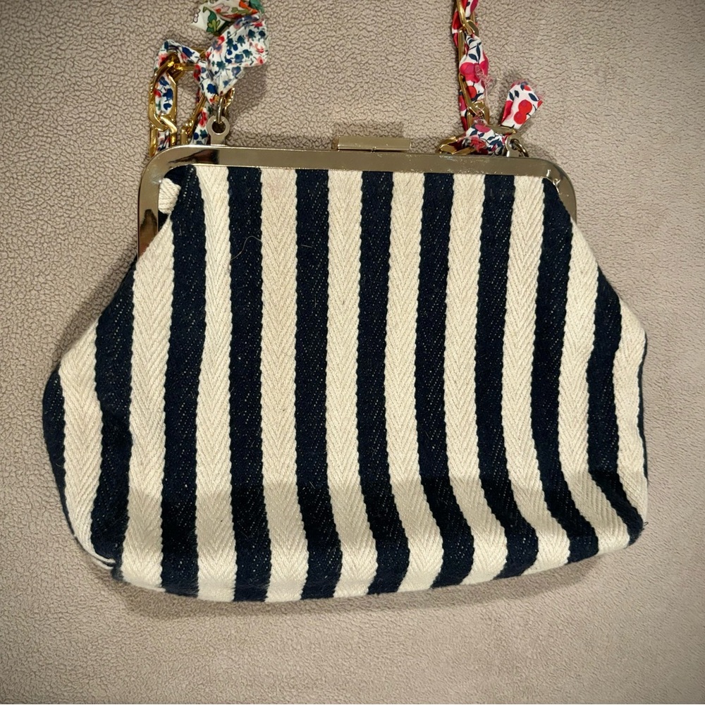 Clare v crossbody purse